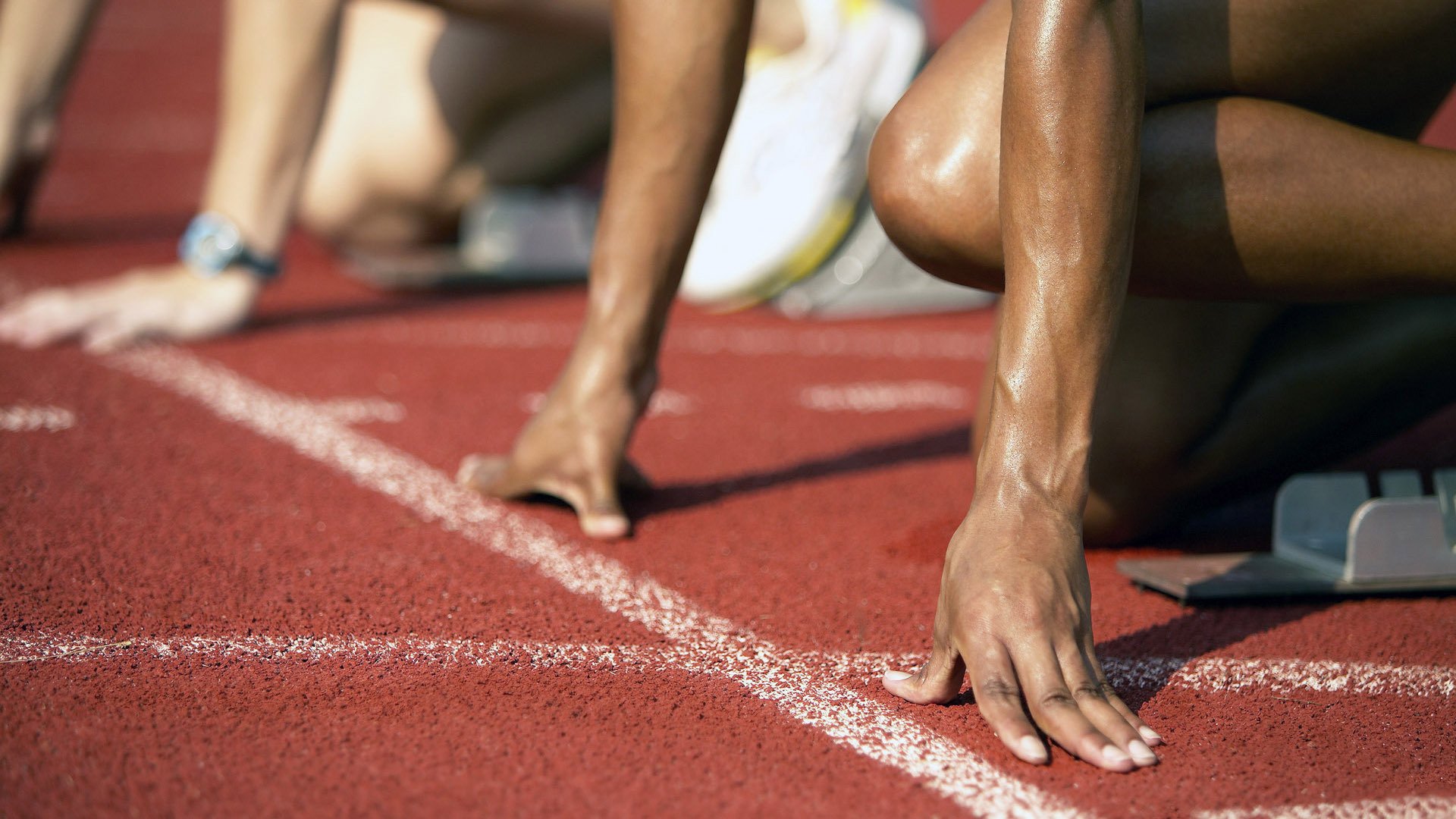 足球伤病的秘密：如何预防和康复？，足球运动损伤预防措施